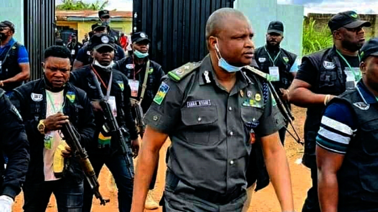 Cocaine Deal: Police Arrest DCP Abba Kyari, Four Others, Order Immediate Transfer of Case To NDLEA - Vimarsana News