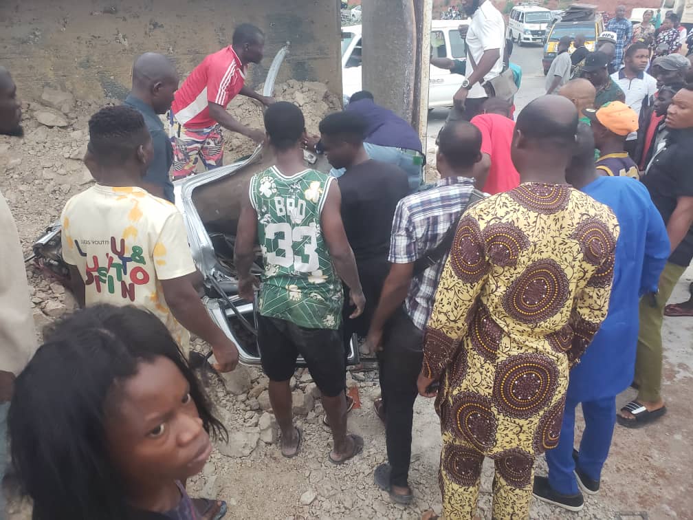 Man Dies Hours After Being Trapped under Crashed Vehicle with No Rescue Efforts - Vimarsana News
